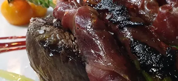 El placer de reunirse alrededor de la mesa